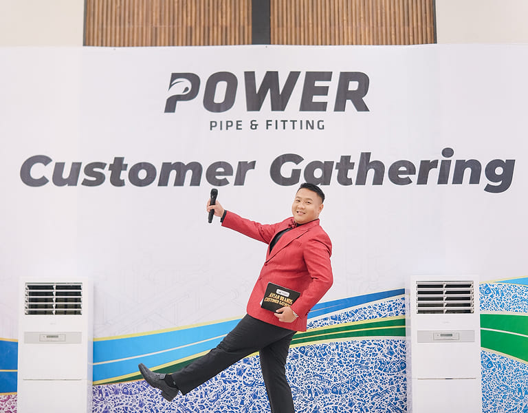 Customer Gathering Avian